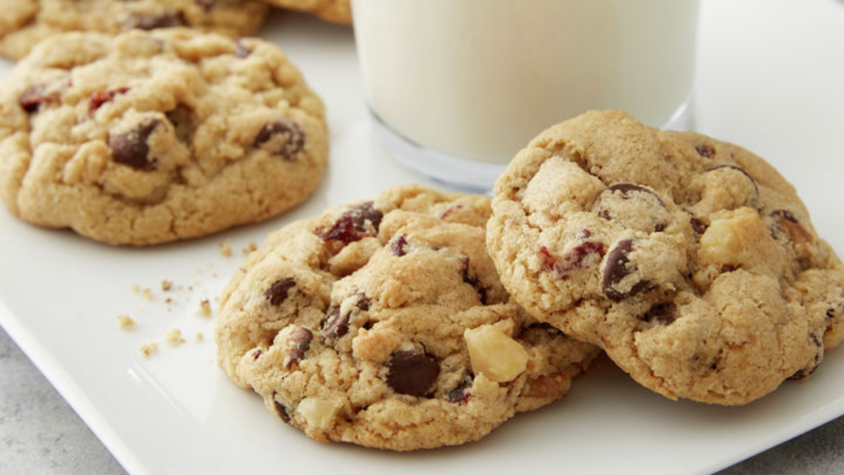 image of chocolate chip oatmeal cookies